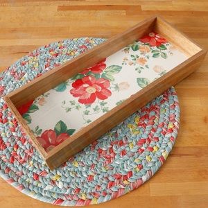 The Pioneer Woman Vintage Floral Organizer
